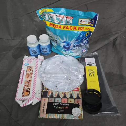 APPROXIMATELY 15 ASSORTED HOUSEHOLD ITEMS TO INCLUDE RAL K7 CLASSIC, STABILO MARKERS, LIGHT TEE HINGE,ETC