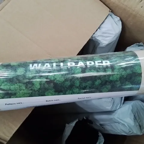 BOX CONTAINING 8 ROLLS OF WALLPAPER