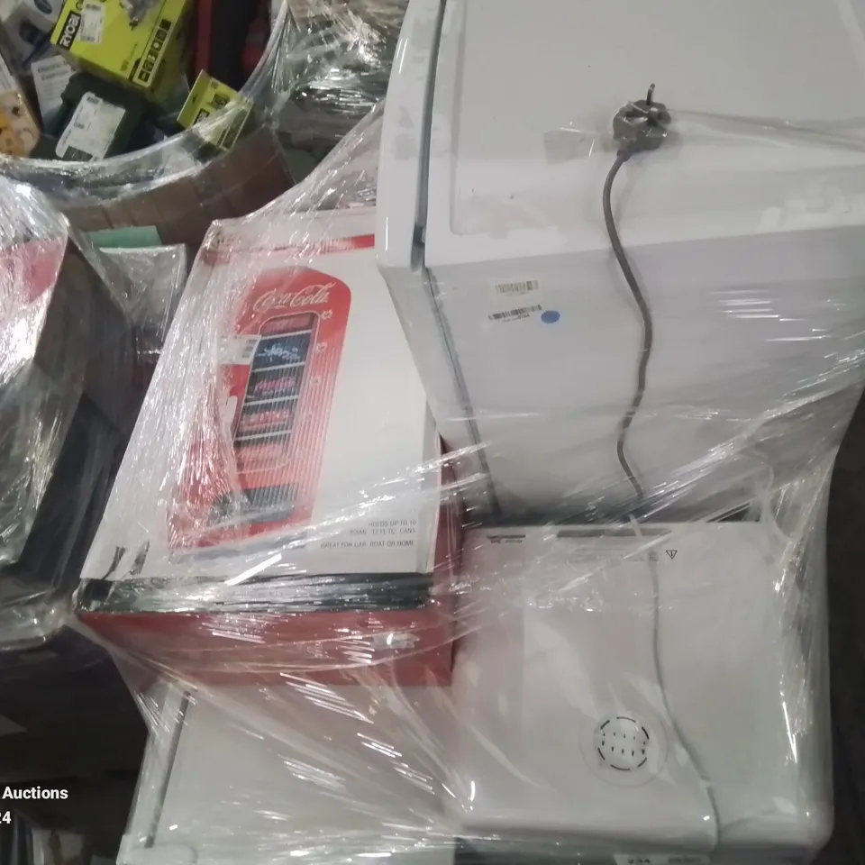 PALLET OF APPROXIMATELY 6 UNPROCESSED RAW RETURN HOUSEHOLD AND ELECTRICAL GOODS TO INCLUDE;