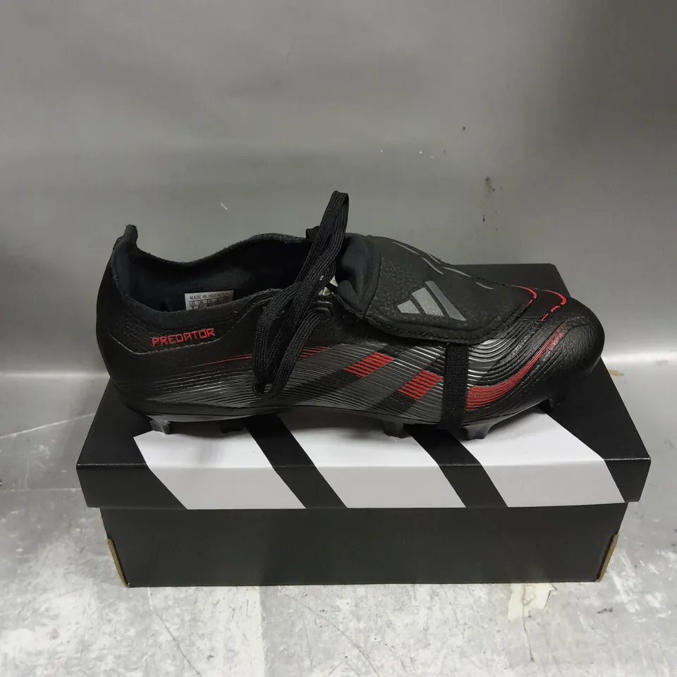 BOXED PAIR OF ADIDAS PREDATOR LEAGUE FOLD OVER TONGUE FOOTBALL BOOTS IN BLACK/RED MULTI SIZE 6.5