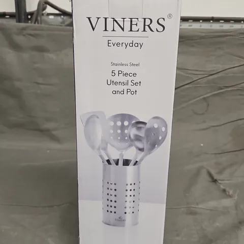 VINERS STAINLESS STEEL 5 PIECE UTENSIL SET AND POT