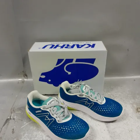 BOXED PAIR OF KARHU IKONI ORTIX TEAL BLUEBIRD UK 5.5