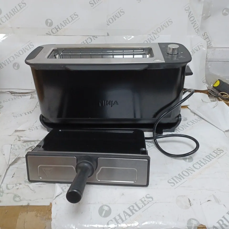 NINJA 2 IN 1 TOASTER & GRILL ST100UK
