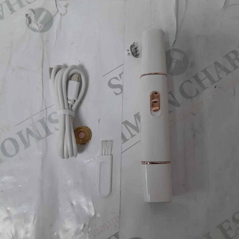 BOXED BEAUTY 2 IN 1 SUPER SMOOTH FACE & BROWS HAIR REMOVER, WHITE