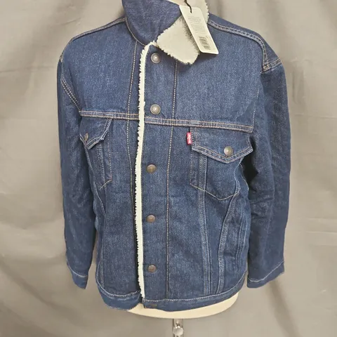 LEVI'S SHERPA LINED DENIM JACKET IN DARK BLUE SIZE S