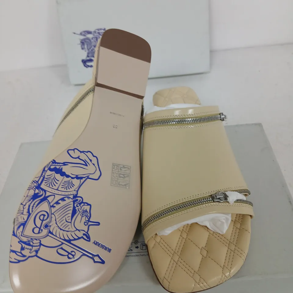 BURBERRY ZIP SANDAL WITH KITTEN HEEL – DAFFODIL BEIGE (EU 39 / UK 6)