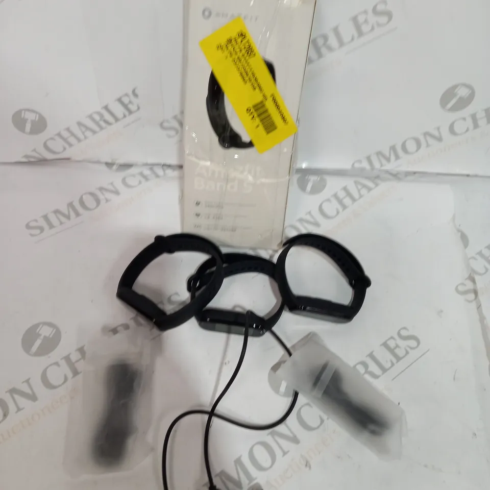 3 AMAZFIT BAND 5 HEALTH MONITOR 