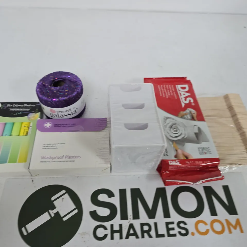 APPROXIMATELY 10 ASSORTED HOUSEHOLD ITEMS TO INCLUDE COLOR MARKERS , PLASTERS AND MODELLING CLAY