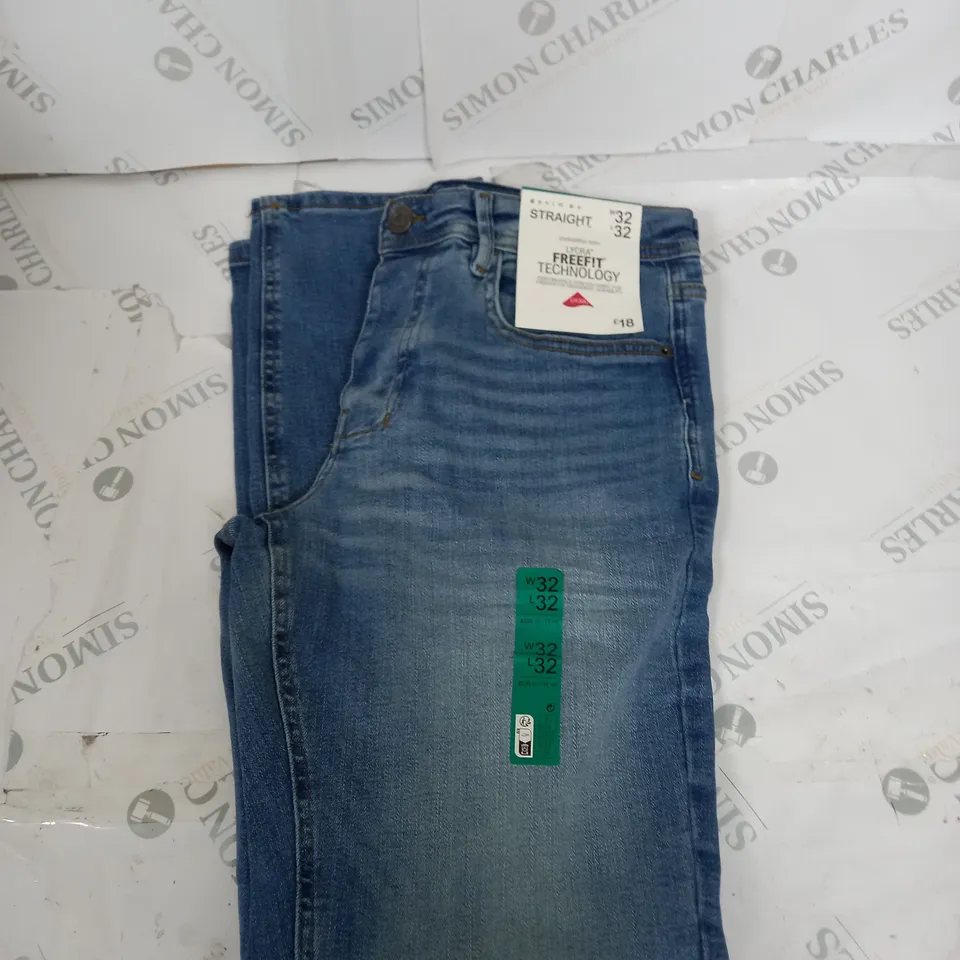 DENIM CO STRAIGHT DENIM JEANS SIZE W32 L32