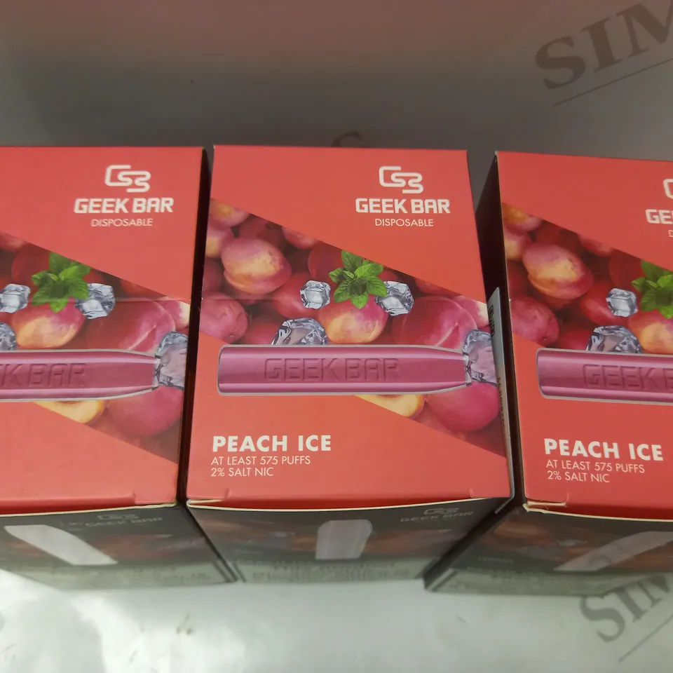BOX OF APPROX 30 ASSORTED GEEKBAR PEACH ICE DISPOSABLE VAPES