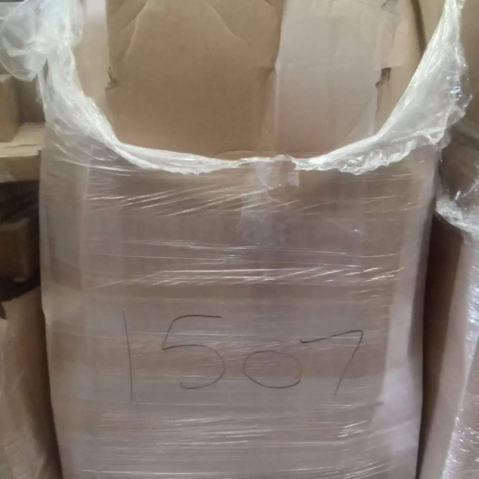 PALLET OF ASSORTED ITEMS INCLUDING KITCHEN FAUCET, KINGRACK METAL CLOTHES RACK, REDFIT GREENHOUSE, SIDE TABLE, OFFICE CHAIR  