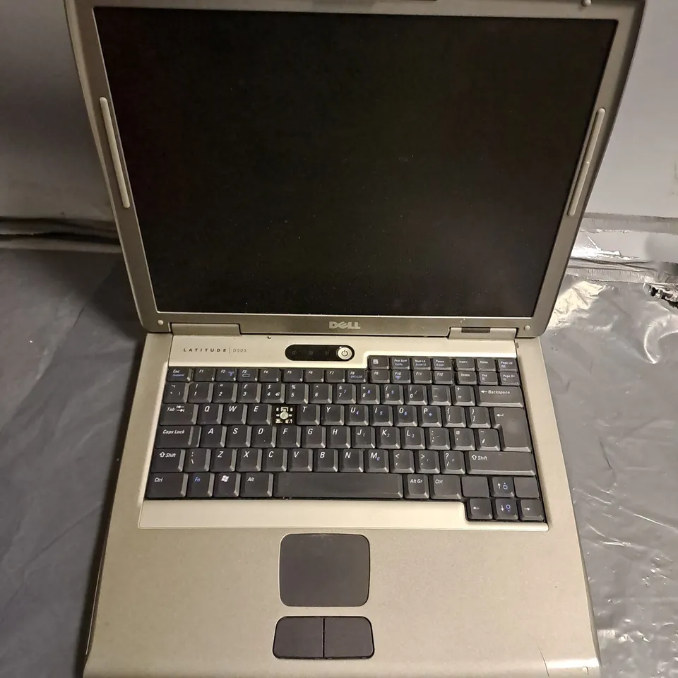 DELL LATITUDE D505