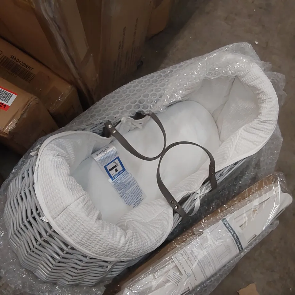 BOXED MOSES BASKET WITH STAND WITH BEDDING WITH MATTRESS