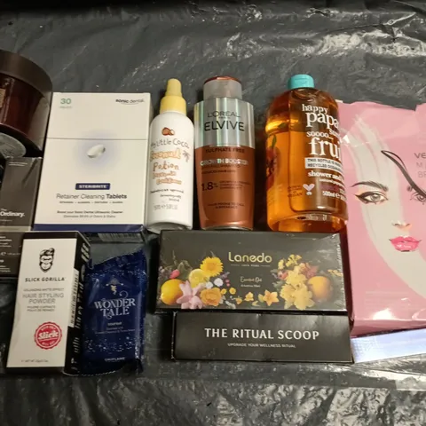 LOT OF APPROXIMATELY 23 ASSORTED HEALTH AND BEAUTY ITEMS TO INCLUDE HAPPY PAPAYA,LOREAL AND LANEDO