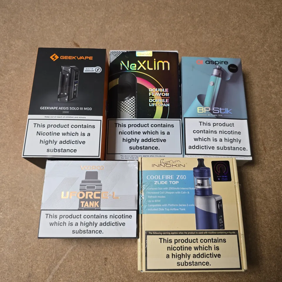 APPROXIMATELY 15 ASSORTED E-CIGARETTE PRODUCTS TO INCLUDE - GEEK VAPE, OXVA, VOO POO ETC  