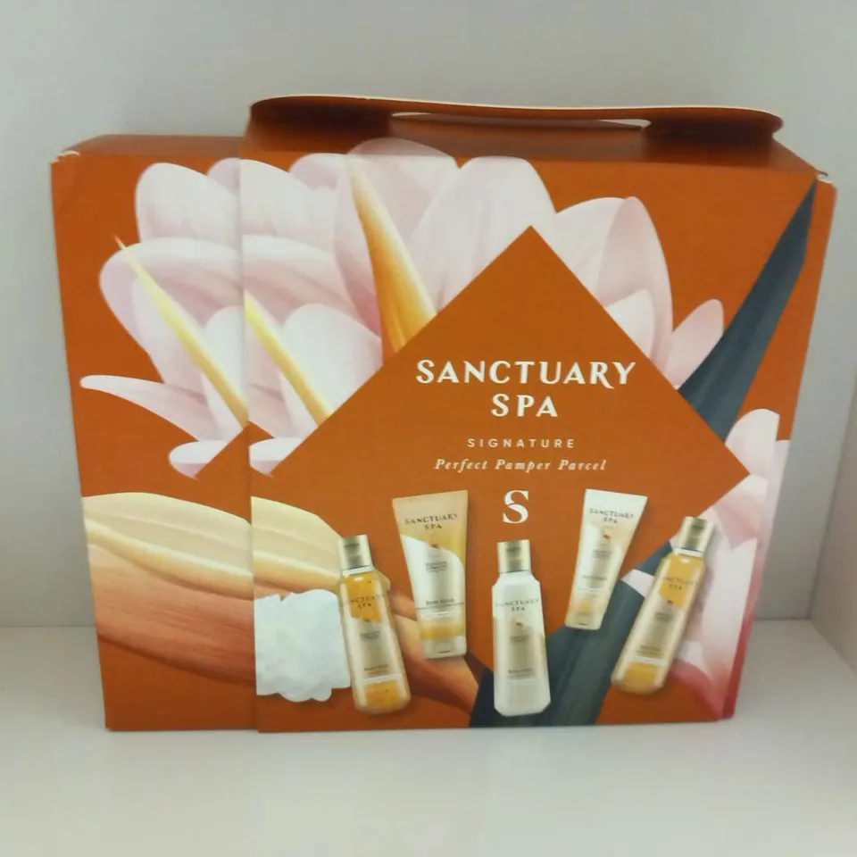 BOXED SANCTUARY SPA SIGNATURE PERFECT PAMPER PARCEL