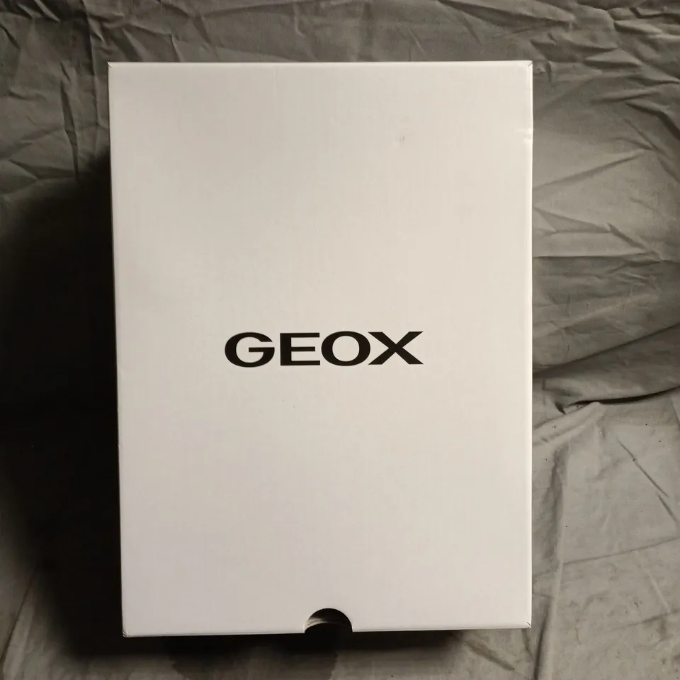 GEOX SPHERICA PLUS A BLACK LEATHER & SUEDE TRAINERS, UK 7