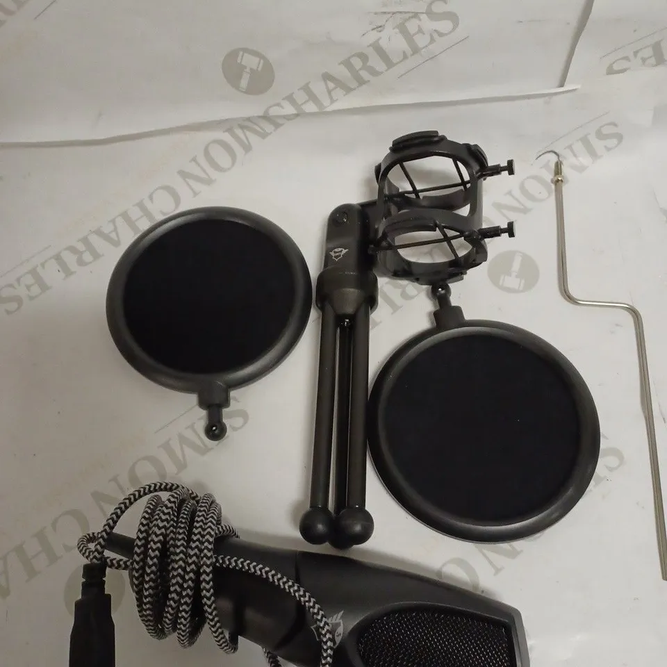 TRUST GXT 232 MANTIS STREAMING MICROPHONE
