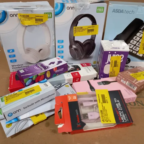 LOT OF APPROX. 10 X ITEMS TO INCLUDE ONN WIRELESS HEADPHONES, MIXX MICRO TO USB CABLE, JUICE MICRO USB MAINS CHARGER, ETC.