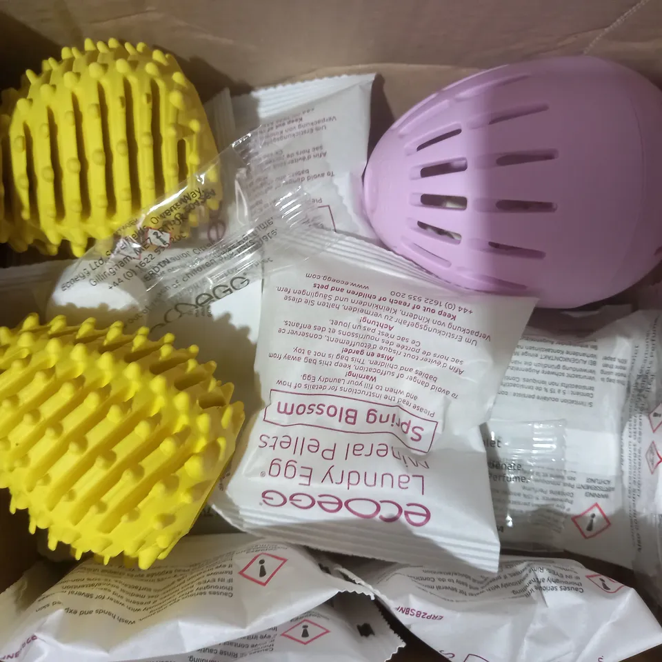 BOXED ECOEGG 750 WASHES LAUNDRY EGG KIT WITH DRYER EGGS & DETOX TABLETS
