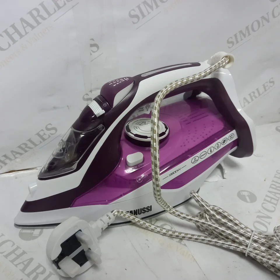 ZANUSSI ZSI9270PK PINK 2800W STEAM IRON