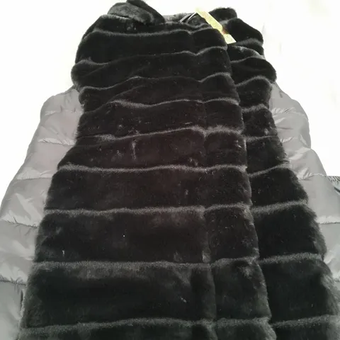 CRYSTAL KOBE BLACK JACKET - XS