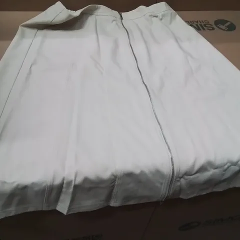 BOXED BRAND NEW APPROXIMATELY 20 JD WILLIAMS UTILITY MAXI SKIRT TAUPE SIZE 22