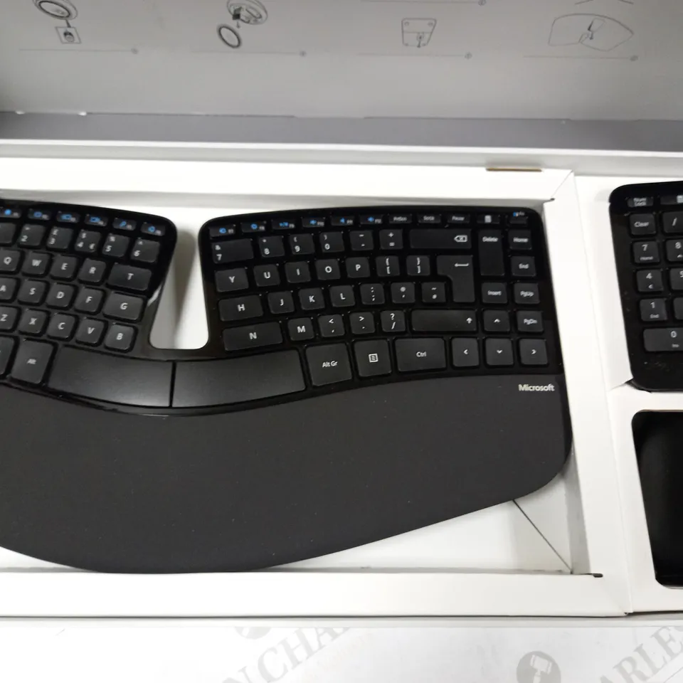 MICROSOFT SCULPT ERGONOMIC DESKTOP KEYBOARD