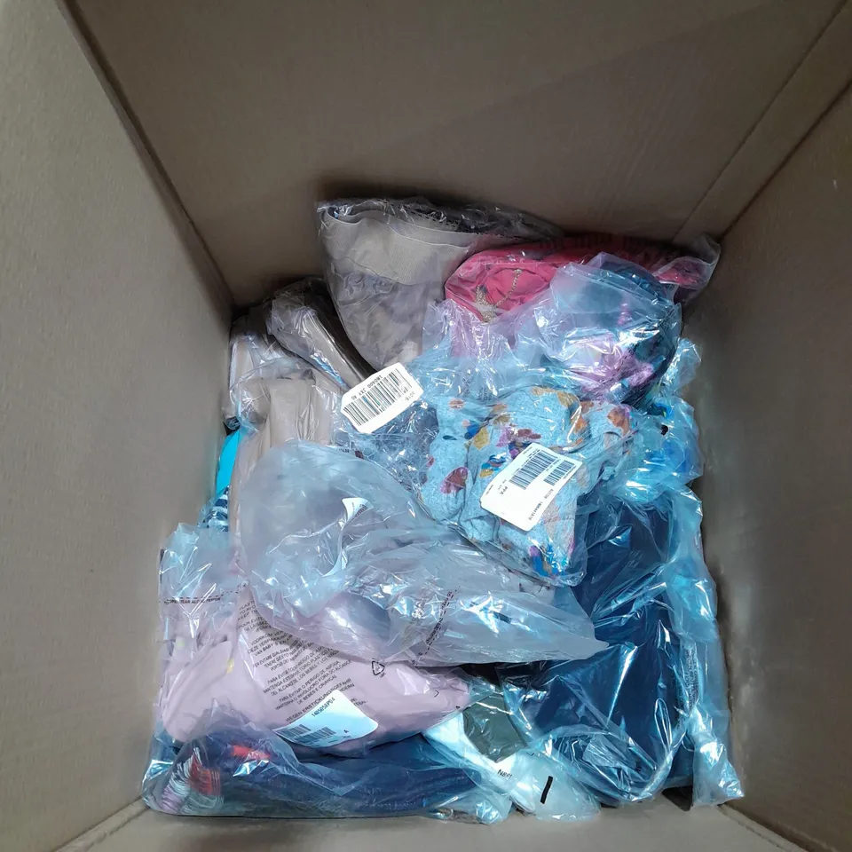 BOX OF ASSORTED WOMENS CLOTHING TO INCLUDE CARDIGANS, SKIRTS, DRESSES ETC  