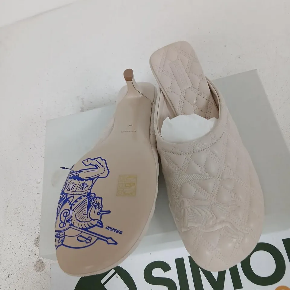 BURBERRY BEIGE QUILTED LEATHER MULE,(EUR 38.5)