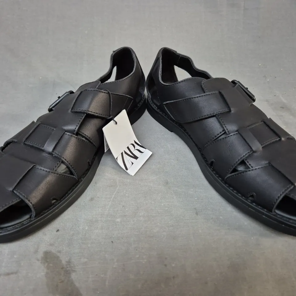 PAIR OF ZARA SINGLE BUCKLE SANDALS IN BLACK UK SIZE 10