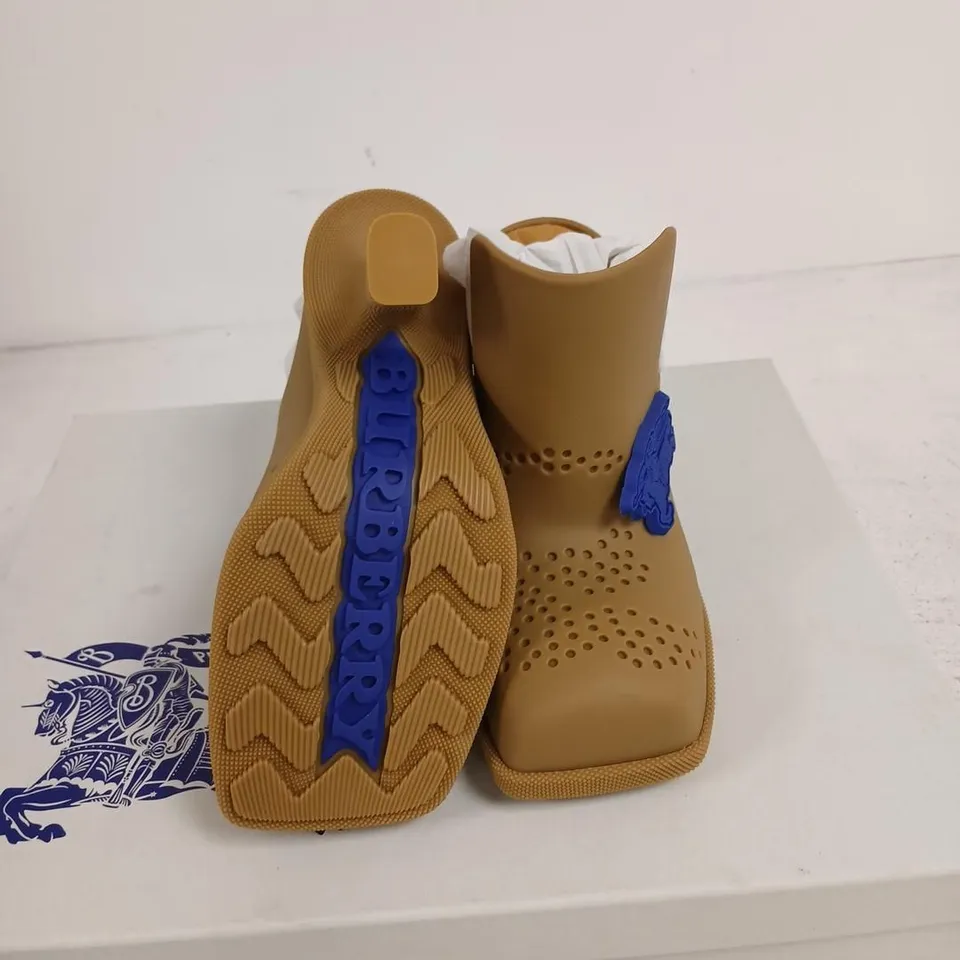 BURBERRY RUBBER MULE ON RUBBER SOLE – MANILA, UK 3 (EU 36) WOMEN'S SHOE