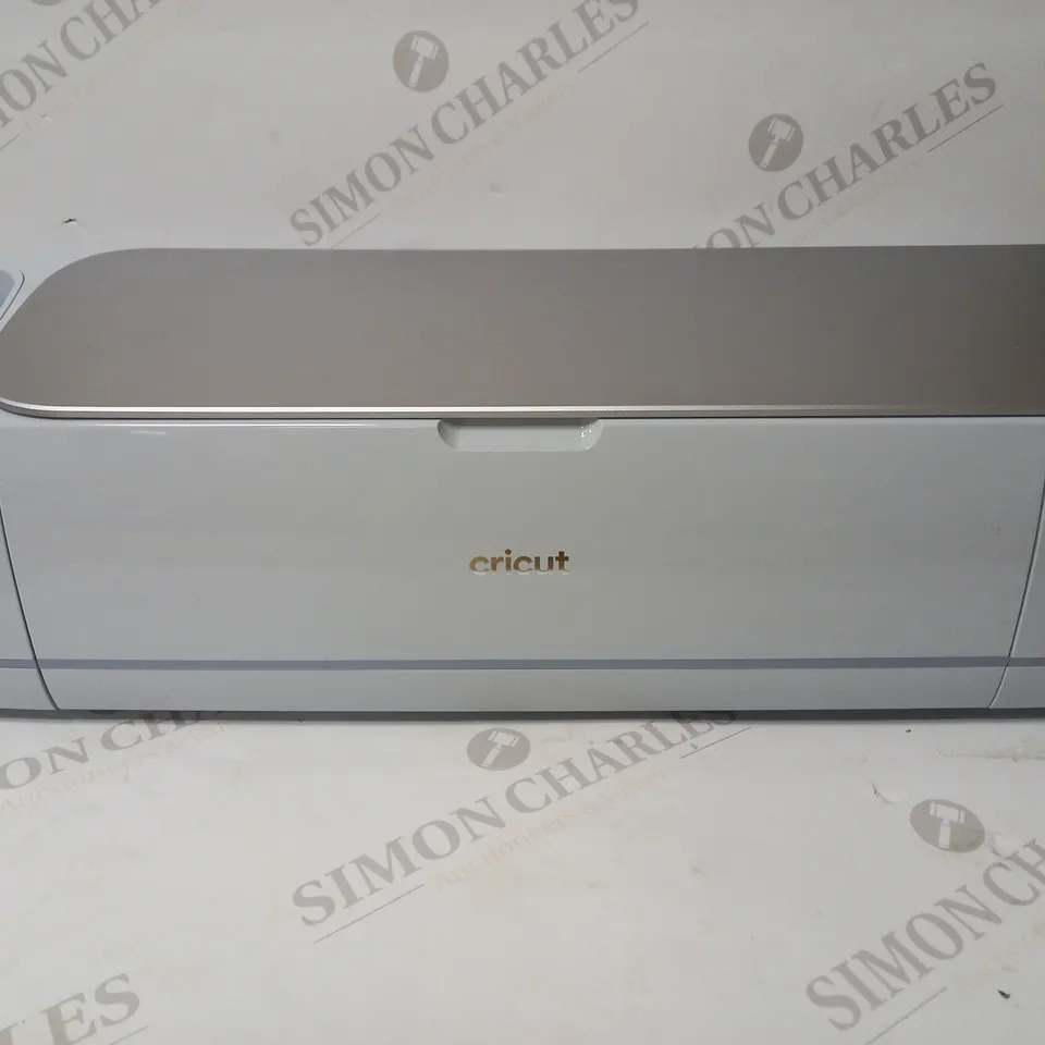 CRICUT MAKER 3 