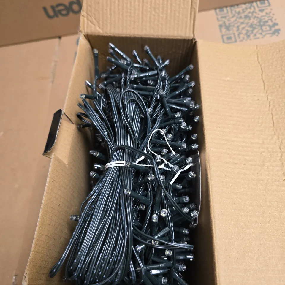 ANSIO TREE LIGHTS – 1000 LED CHRISTMAS LIGHTS WITH 8 MODES & TIMER (BOXED)