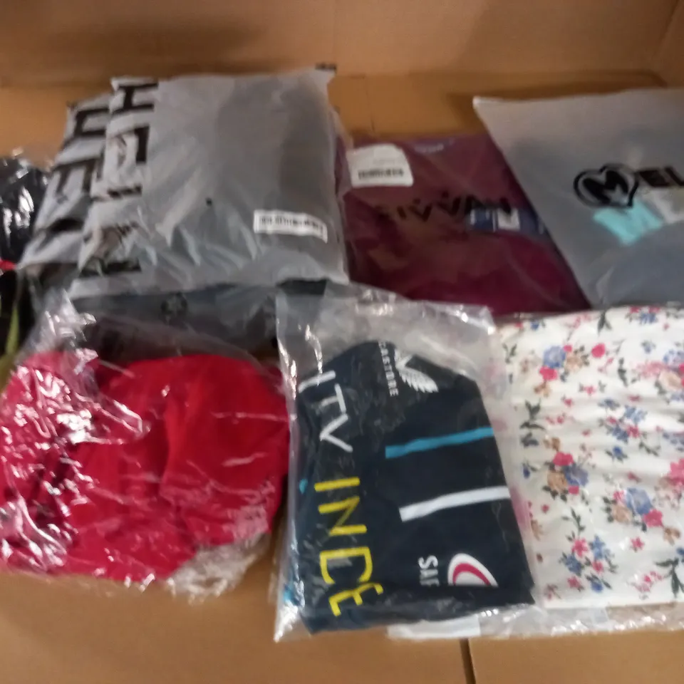 LARGE QUANTITY OF ASSORTED BAGGED CLOTHING ITEMS