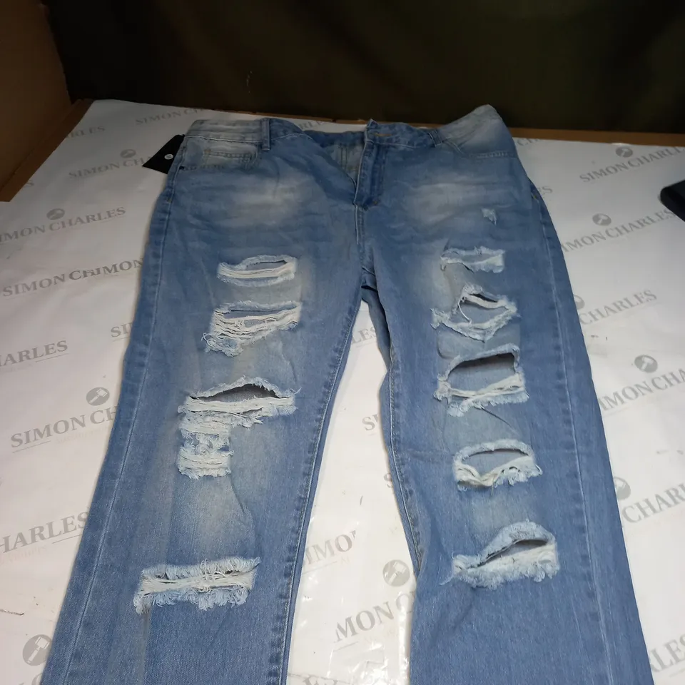UNBRANDED RIPPED DENIM JEANS SIZE 38