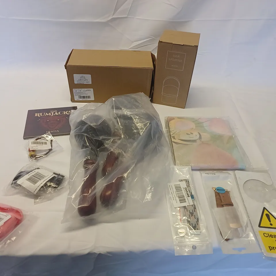 APPROXIMATELY 11 ASSORTED BRAND NEW PRODUCTS TO INCLUDE;