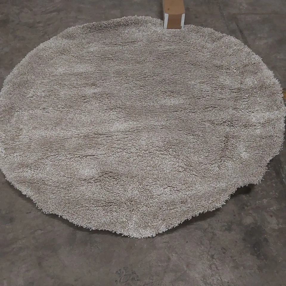 QUALITY DESIGNER ROUND RUG - APPROXIMATELY 182cm D