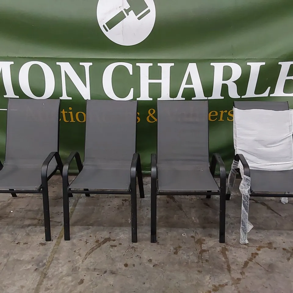 4X OUTDOOR GARDEN/PATIO CHAIRS (4 ITEMS)
