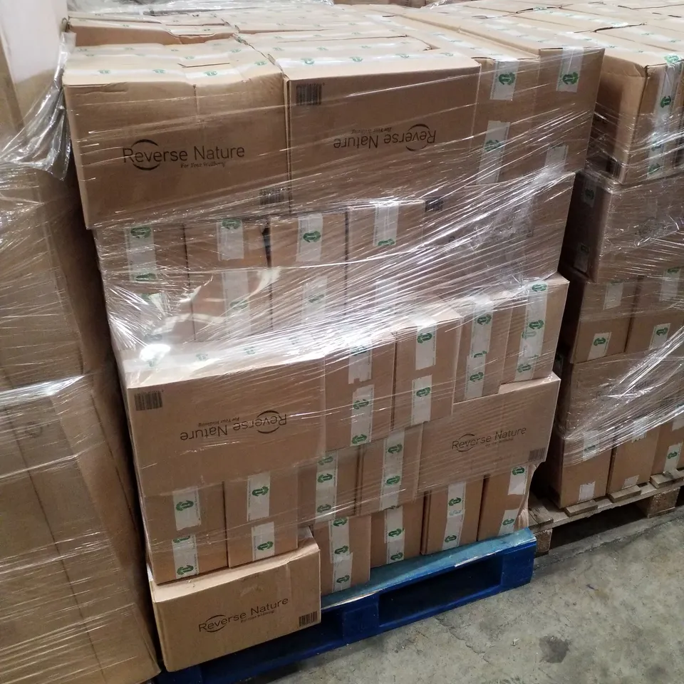 PALLET OF APPROXIMATELY 100 BOXES EACH CONTAINING 10 REVERSE NATURE HAND SANITISER 500ML BOTTLES