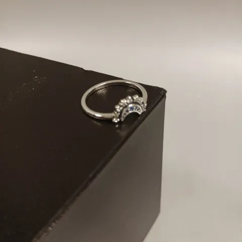 PANDORA CELESTIAL BLUE SPARKLING MOON RING