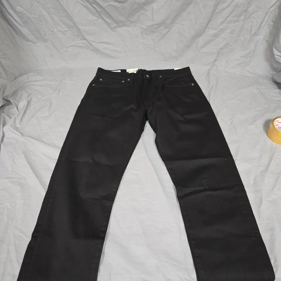 LEVI'S 512 SLIM TAPER JEANS – BLACK – UK 34 (US 34 X 32)