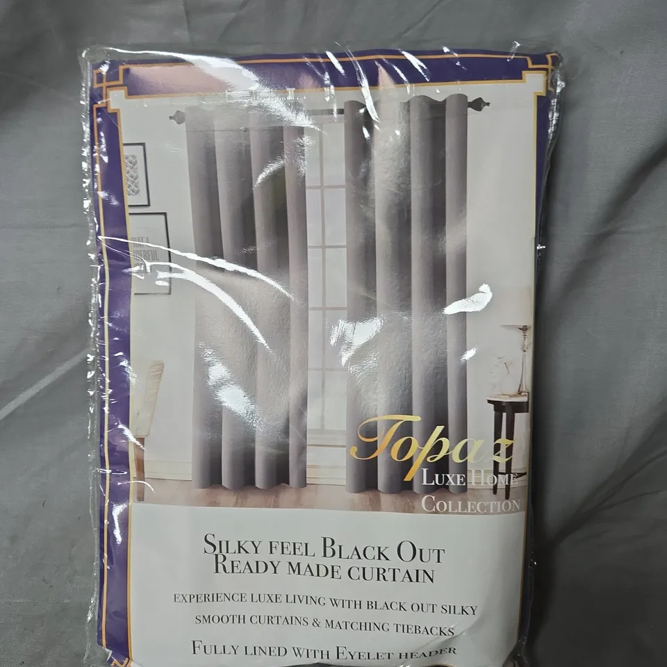TOPAZ LUXE HOME COLLECTION BLACK OUT EYELET CURTAINS – 66 X 72 INCHES (168 X 183 CM)