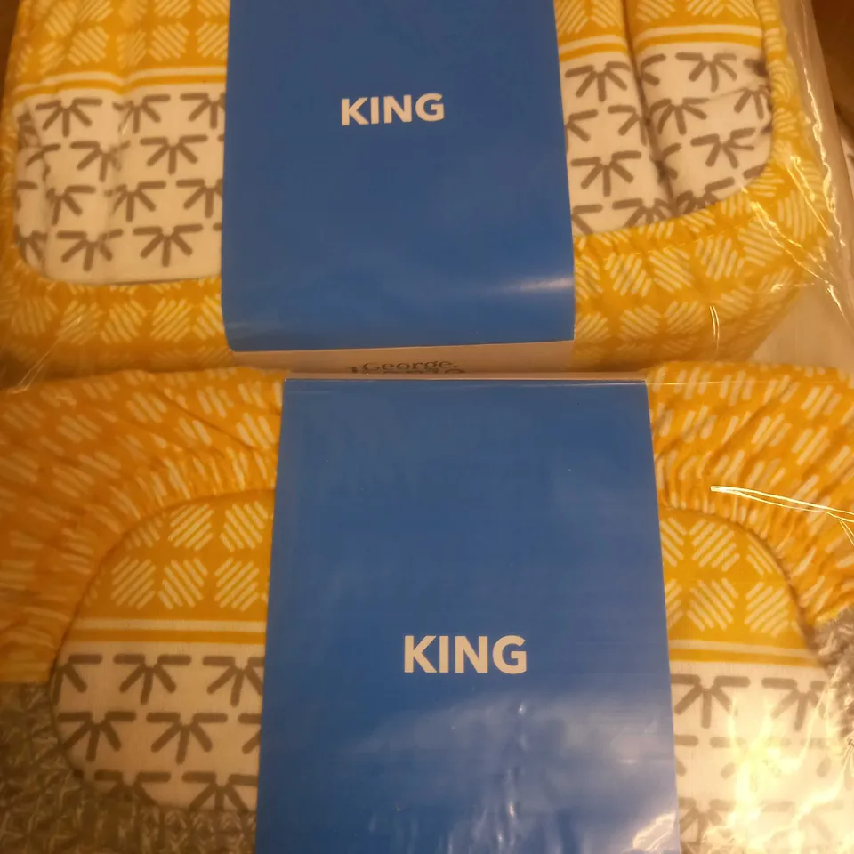 LOT OF 2 GEORGE HOME BRUSHED YELLOW/GREY GEO STRIPE KING SIZE BEDDING SETS