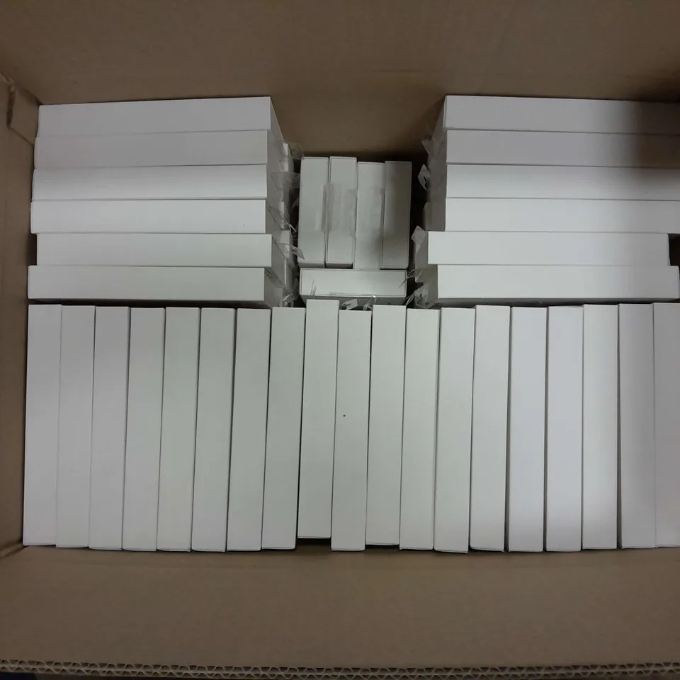 APPROXIMATELY 90 BOXED IPHONE 11 PRO SMART BATTERY CASES IN PINK SAND