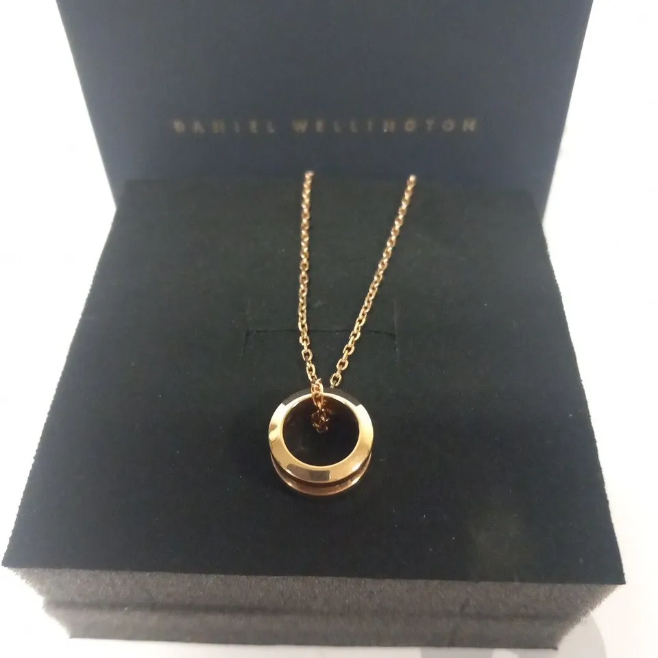 BOXED DANIEL WELLINGTON ROSE GOLD ELAN NECKLACE