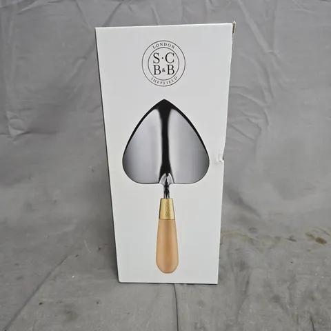 SOPHIE CONRAN FOR BURGON & BALL HEART SHAPED TROWEL BOXED