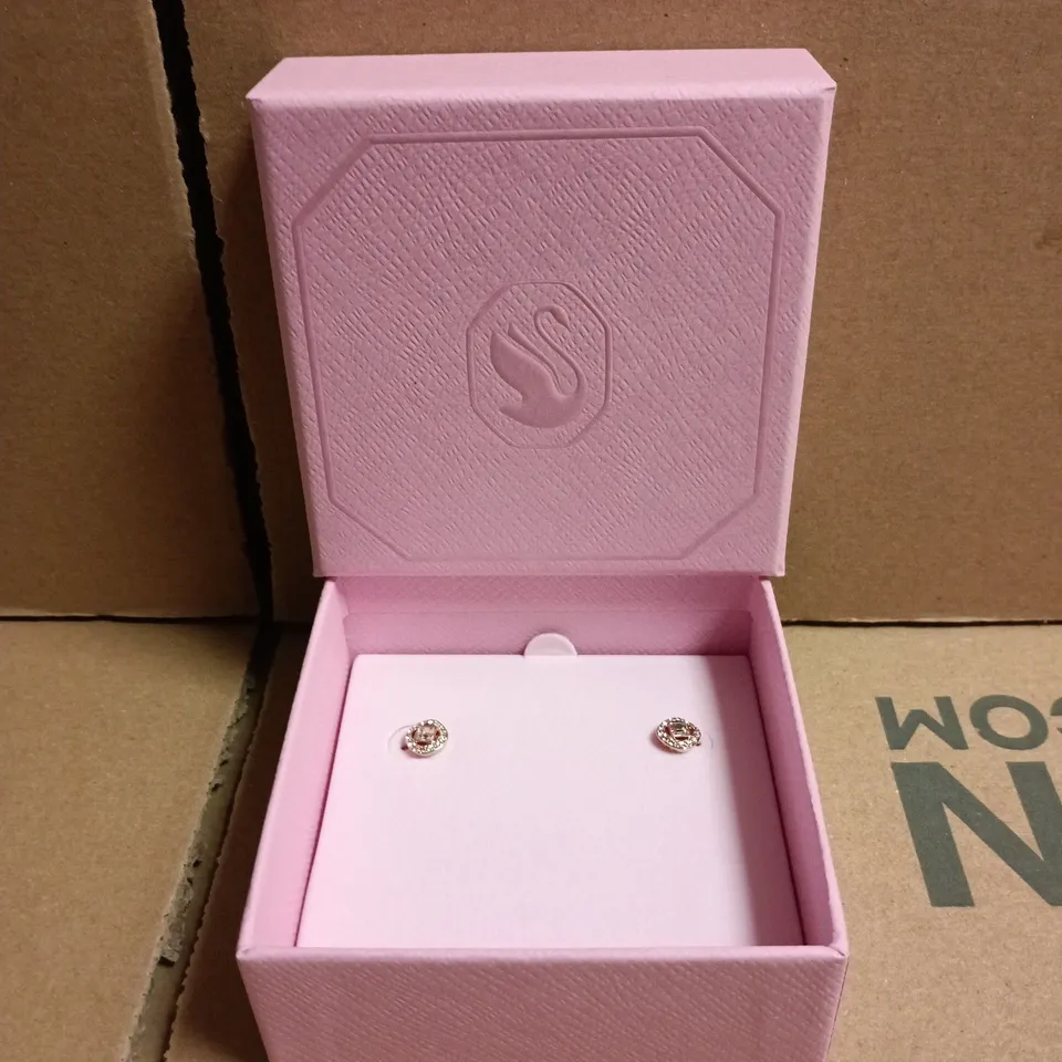 SWAROVSKI CREATIVITY CIRCLE EARRINGS