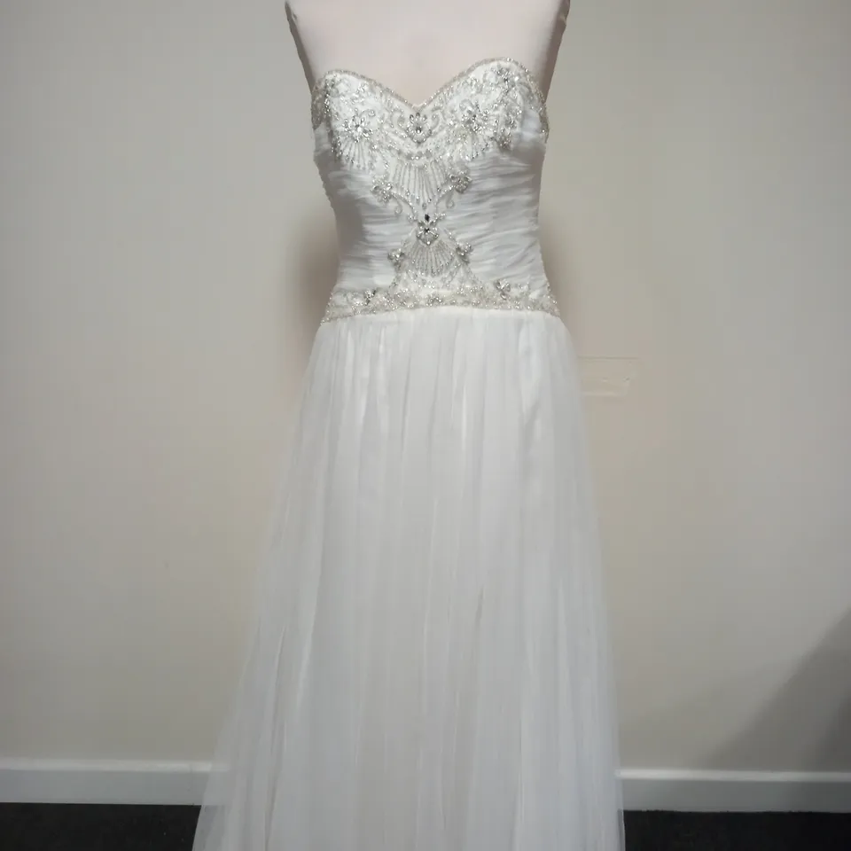 BERKETEX BRIDE JULIAN ADAM ESHA WEDDING DRESS IN WHITE & SILVER - SIZE 14