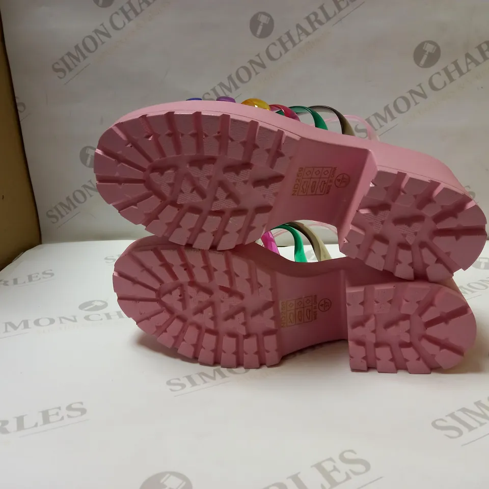 DESIGNER KOI VEGAN LOLLIPOPS PINK STRAPPY SLIDERS SIZE 4